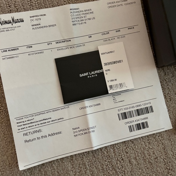 Yves Saint Laurent WOC - Picture 3 of 8